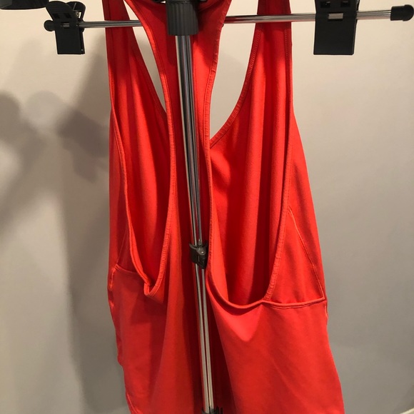 Under Armour Tank Top Racerback - Picture 3 of 3